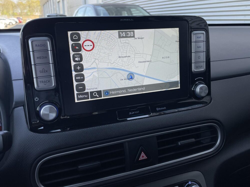 Hyundai Kona EV Premium 64 kWh | Achteruitrijcamera | Stoelverwarming |