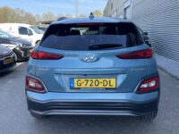 Hyundai Kona EV Premium 64 kWh | Achteruitrijcamera | Stoelverwarming |