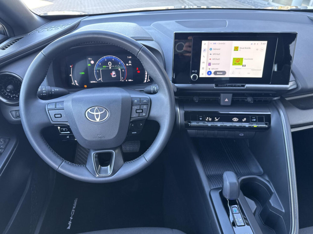 Toyota C-HR 1.8 Hybrid 140 Active tot 10 jaar Fabrieksgarantie | Apple Carplay Android Auto