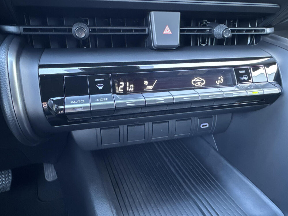 Toyota C-HR 1.8 Hybrid 140 Active tot 10 jaar Fabrieksgarantie | Apple Carplay Android Auto