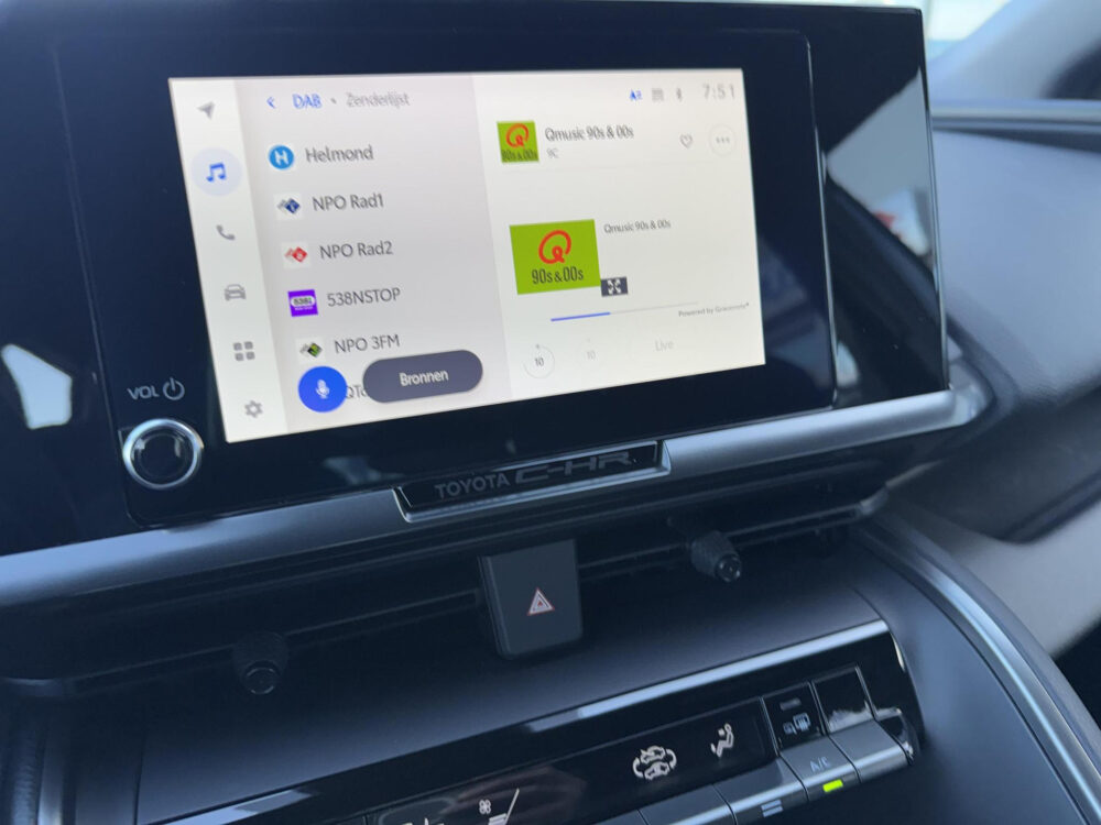 Toyota C-HR 1.8 Hybrid 140 Active tot 10 jaar Fabrieksgarantie | Apple Carplay Android Auto