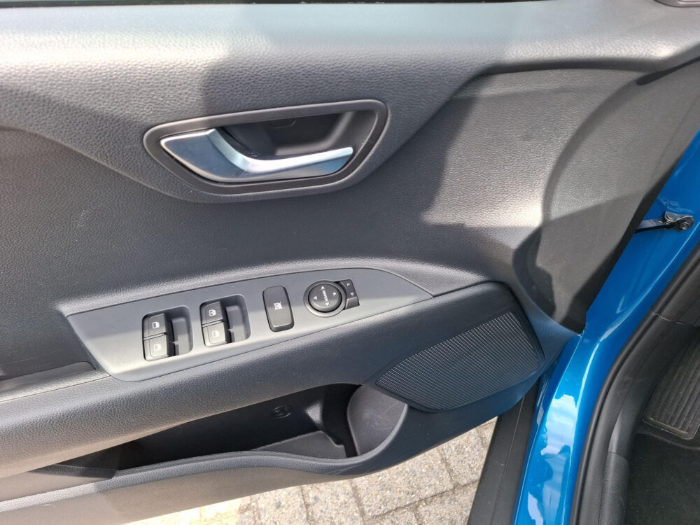 Kia Stonic 1.0 T-GDi MHEV DynamicLine | Led verlichting | Camera | Navigatie