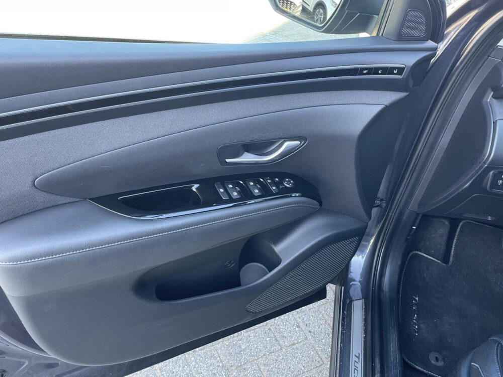 Hyundai Tucson 1.6 T-GDI PHEV Premium 4WD |