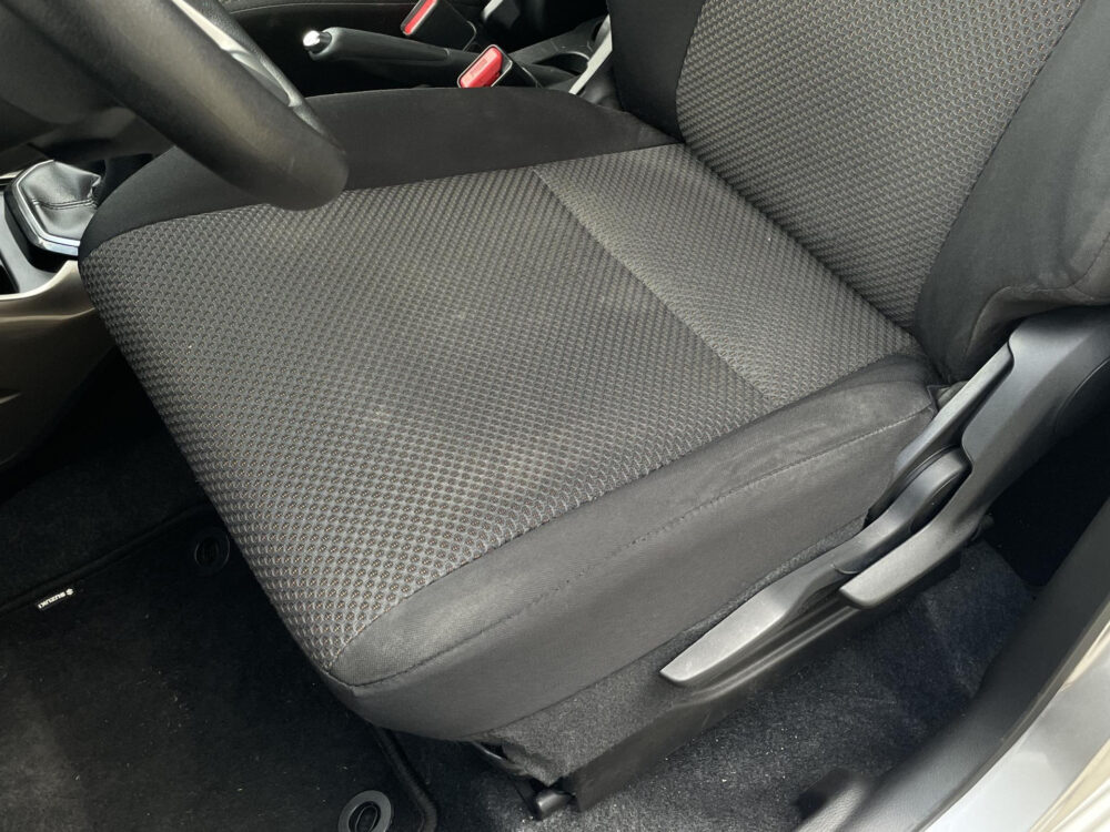 51669100-suzuki-ignis-1-2-select-stoelverwarming-achteruitrijcamera-navigatie-2017