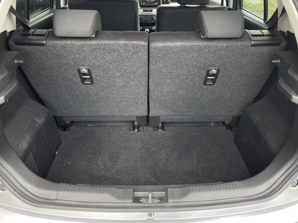 51669100-suzuki-ignis-1-2-select-stoelverwarming-achteruitrijcamera-navigatie-2017