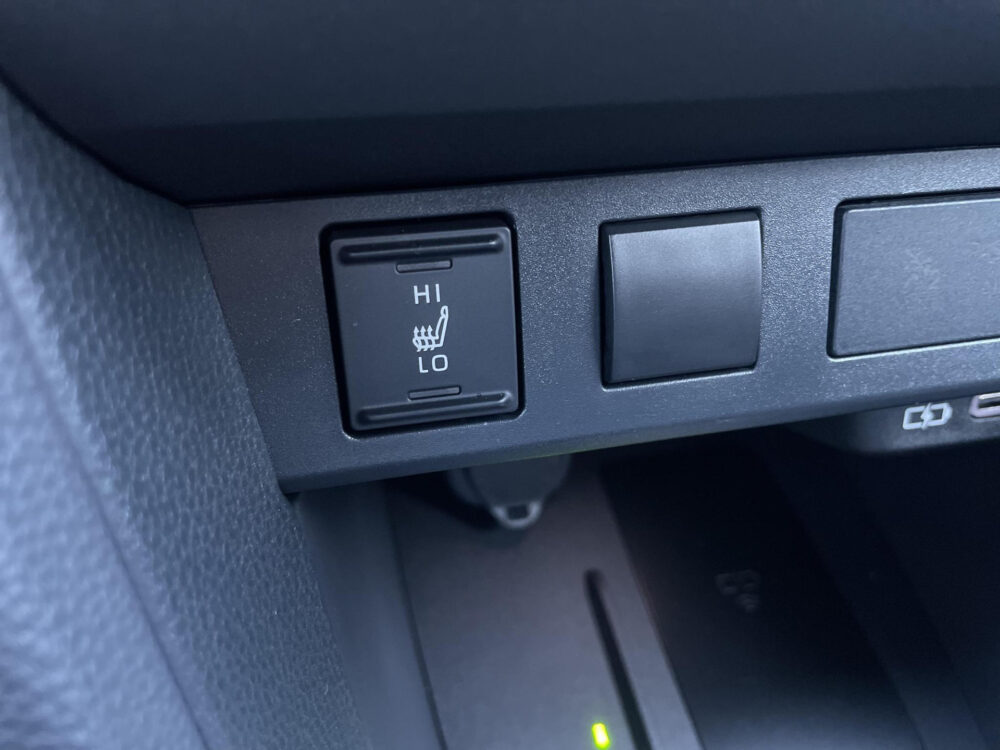 Toyota Yaris Cross 1.5 Hybrid 130 GR SPORT | Carplay | Achteruitrijcamera | Stoelverwarming |