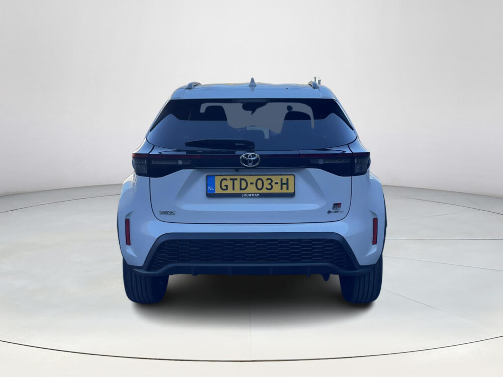 Toyota Yaris Cross 1.5 Hybrid 130 GR SPORT | Carplay | Achteruitrijcamera | Stoelverwarming |