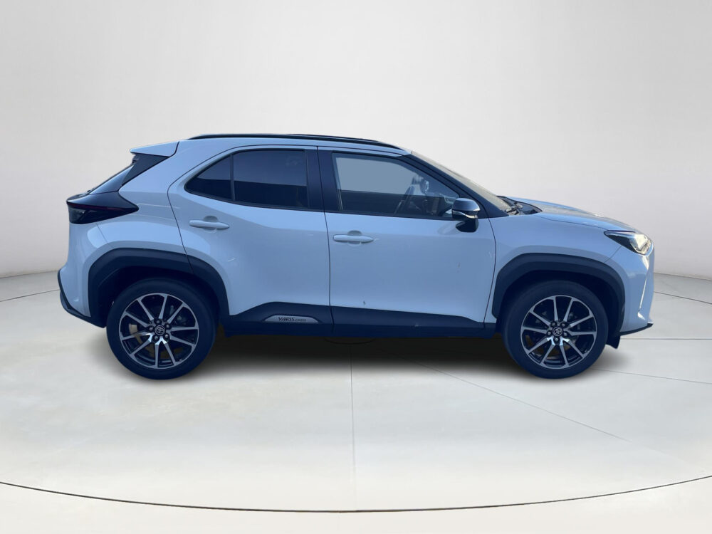 Toyota Yaris Cross 1.5 Hybrid 130 GR SPORT | Carplay | Achteruitrijcamera | Stoelverwarming |