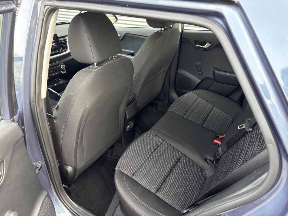 Kia Stonic 1.0 T-GDi MHEV DynamicLine | Carplay | Camera | Parkeersensoren | Lane Assist