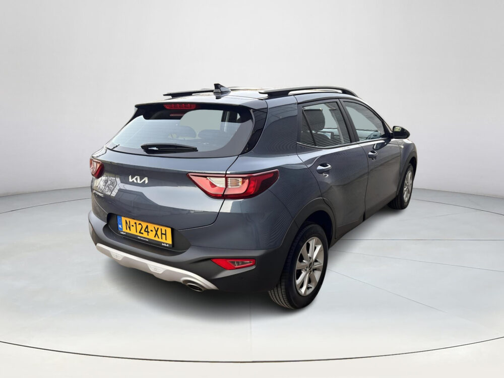 Kia Stonic 1.0 T-GDi MHEV DynamicLine | Carplay | Camera | Parkeersensoren | Lane Assist