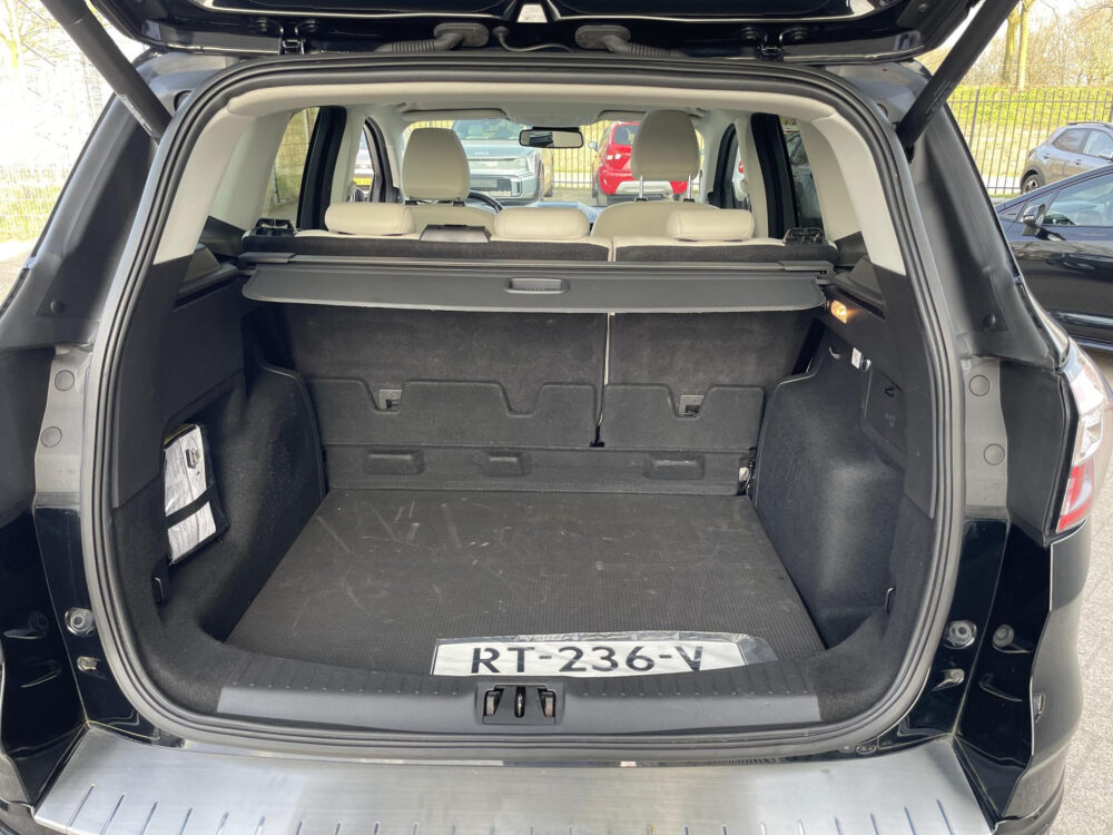 Ford Kuga 1.5 EcoBoost Vignale Navigatie | Panoramadak | Leder |