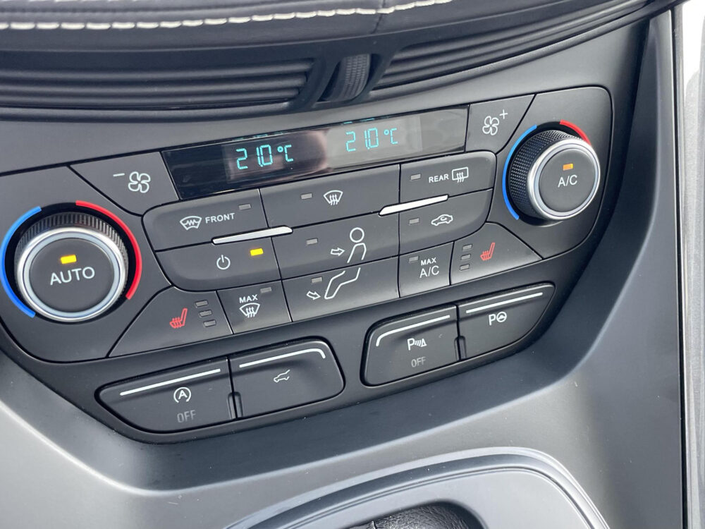 Ford Kuga 1.5 EcoBoost Vignale Navigatie | Panoramadak | Leder |