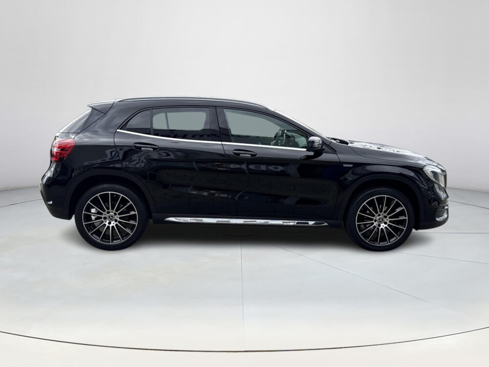 Mercedes-Benz GLA-klasse 200 Premium Plus | AMG-Line |