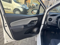 Toyota Yaris 1.5 Hybrid Active | Achteruitrijcamera | Automaat |