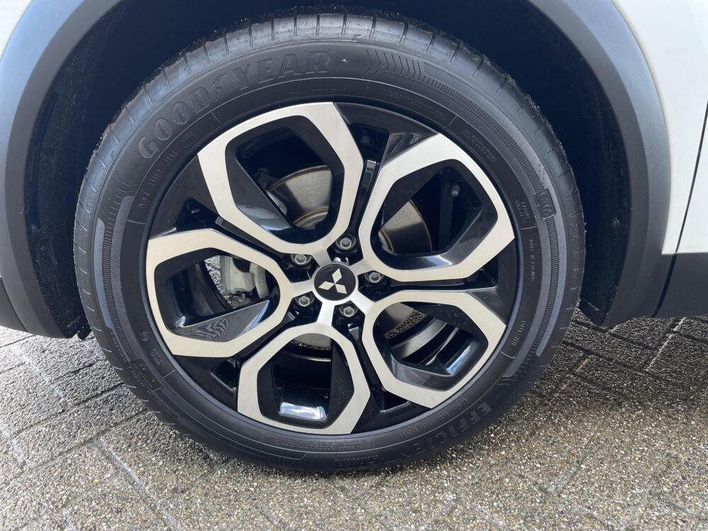 Mitsubishi ASX 1.6 HEV AT Instyle | Leder | Panoramadak |