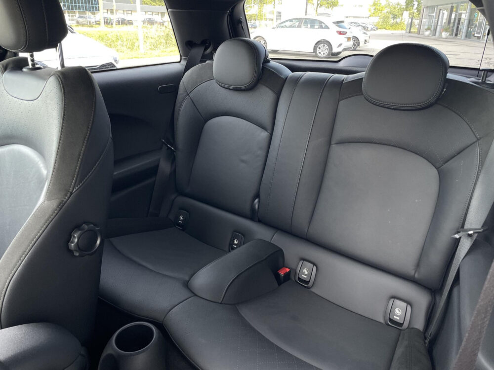 51964566-mini-3-deurs-2-0-cooper-s-john-cooper-works-harman-kardon-achteruitrijcamera-192-pk-2018