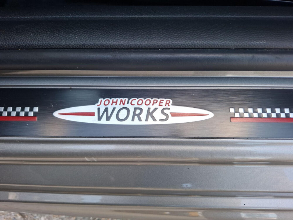 MINI 3-Deurs 2.0 Cooper S | John cooper works | Harman Kardon | Achteruitrijcamera |