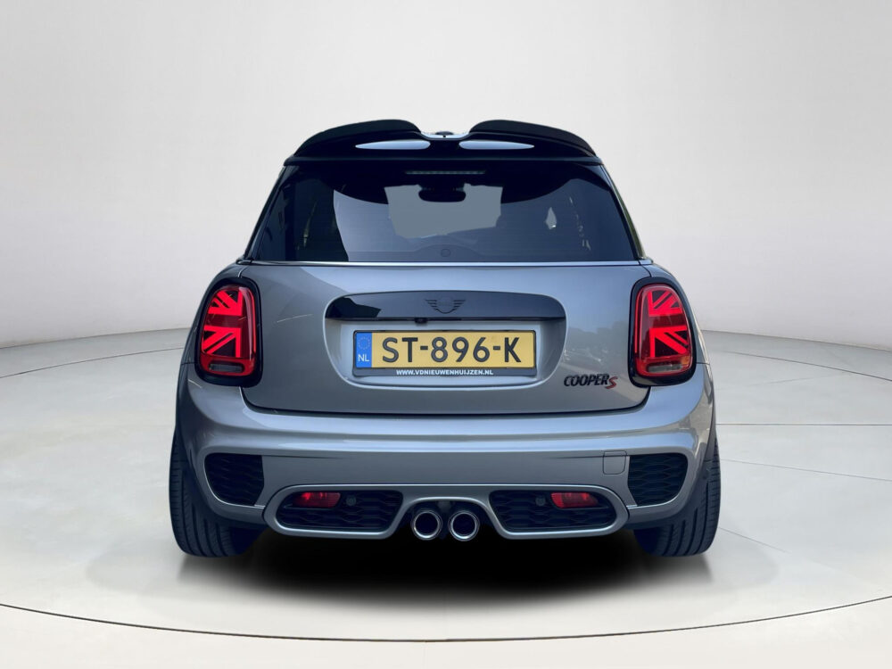 MINI 3-Deurs 2.0 Cooper S | John cooper works | Harman Kardon | Achteruitrijcamera |