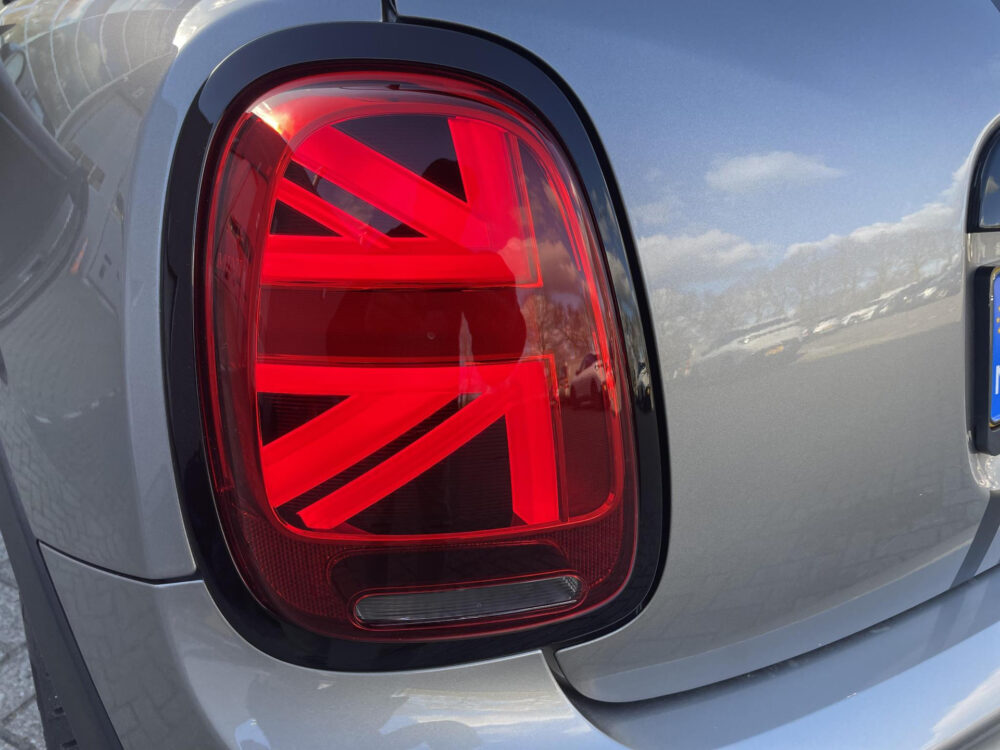 Mini Mini 2.0 Cooper S | John cooper works | Harman Kardon | Achteruitrijcamera |