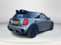 Mini Mini 2.0 Cooper S | John cooper works | Harman Kardon | Achteruitrijcamera |