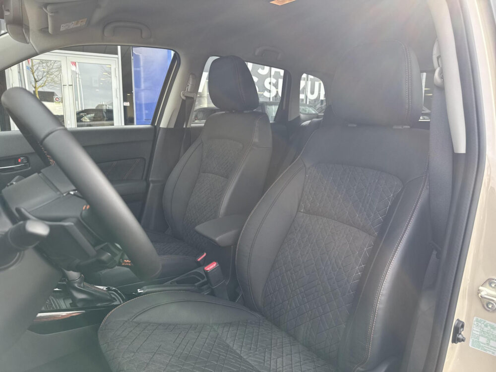 Suzuki Vitara 1.4 Boosterjet Smart Hybrid Special Edition tot 10 jaar of 200.000km fabrieksgarantie | direct uit voorraad leverbaar