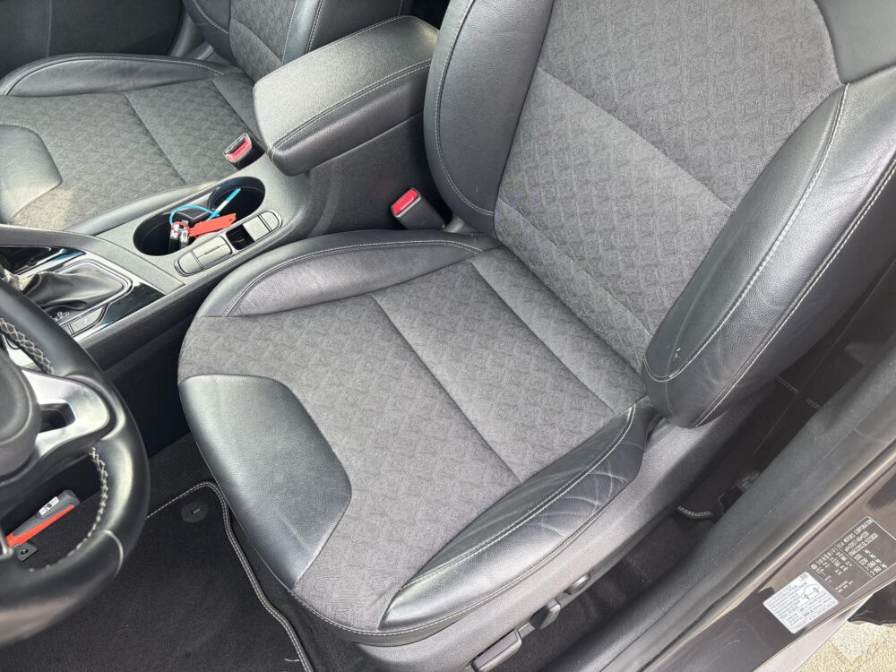 Kia Niro 1.6 GDi Hybrid Style Edition 18 inch | Leder | Keyless | JBL Sound | Elec. verstel stoelen | Trekhaak | info roel 0492-588951