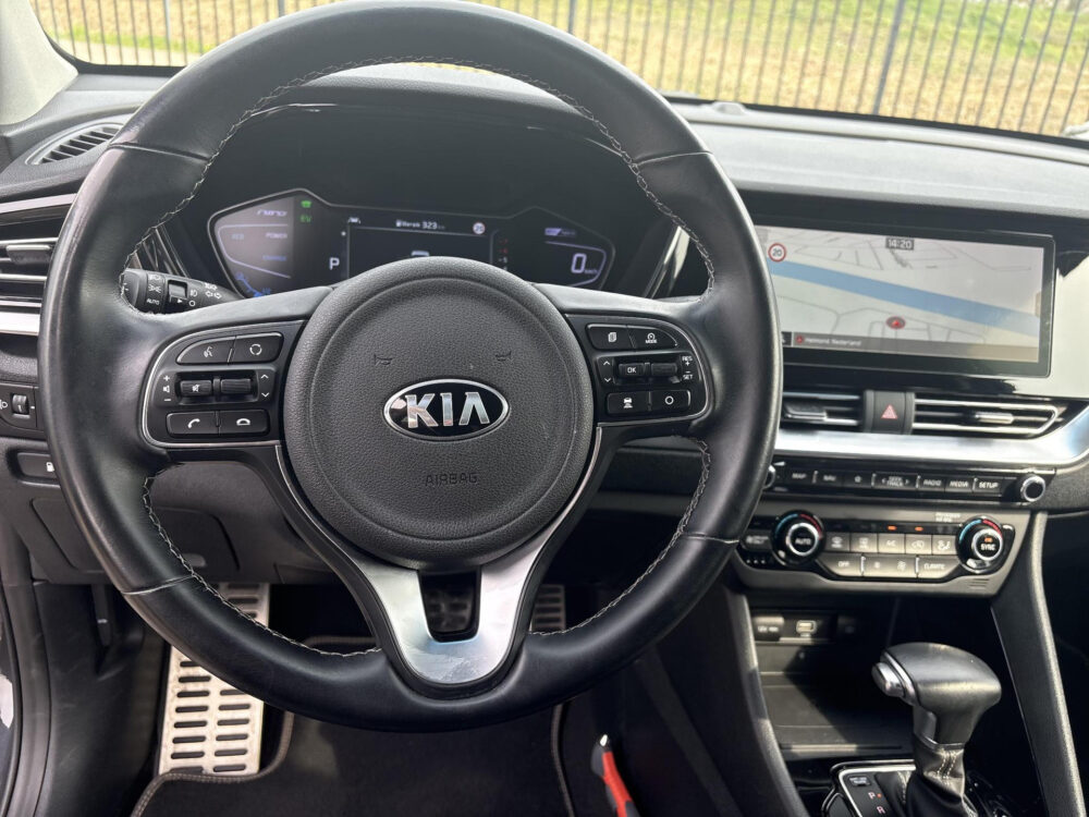 Kia Niro 1.6 GDi Hybrid Style Edition 18 inch | Leder | Keyless | JBL Sound | Elec. verstel stoelen | Trekhaak | info roel 0492-588951