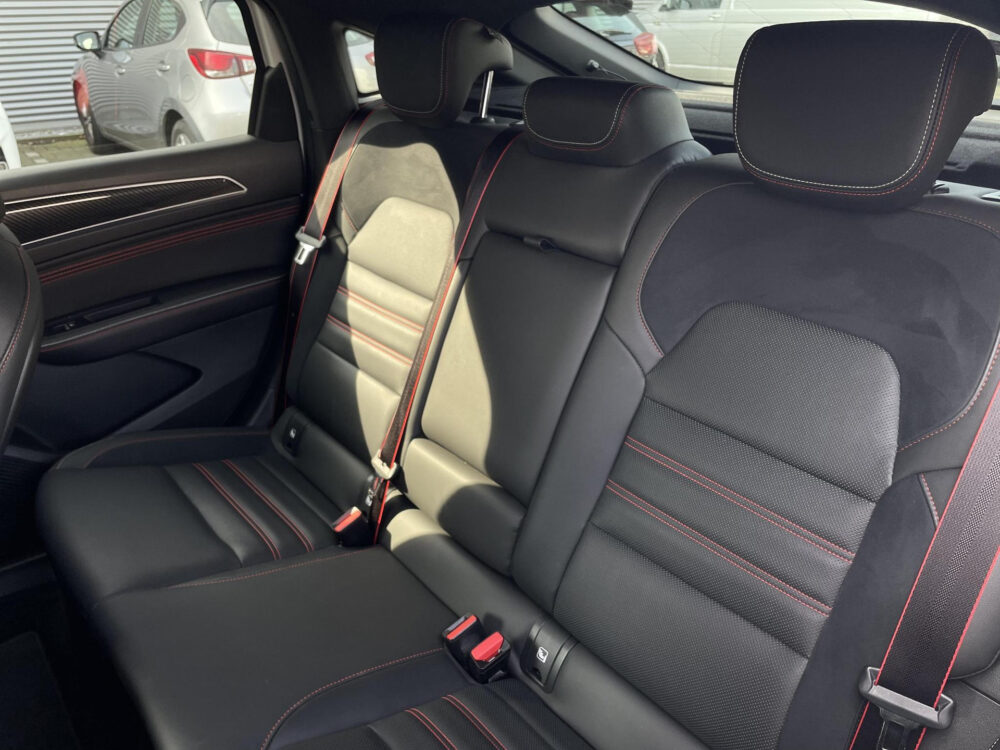 Renault Arkana 1.6 E-Tech Hybrid 145 R.S. Line | Stoelverwarming| Leder |