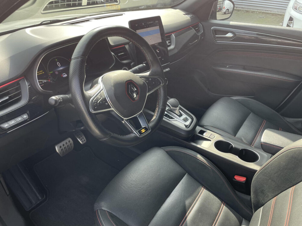 Renault Arkana 1.6 E-Tech Hybrid 145 R.S. Line | Stoelverwarming| Leder |