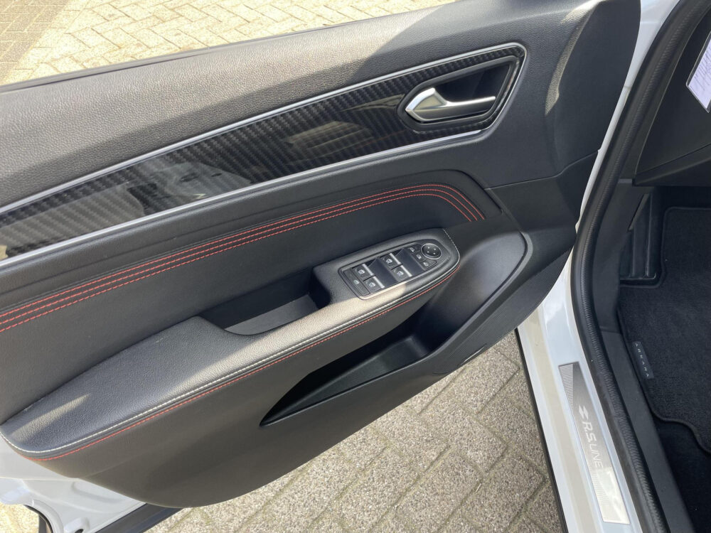 Renault Arkana 1.6 E-Tech Hybrid 145 R.S. Line | Stoelverwarming| Leder |