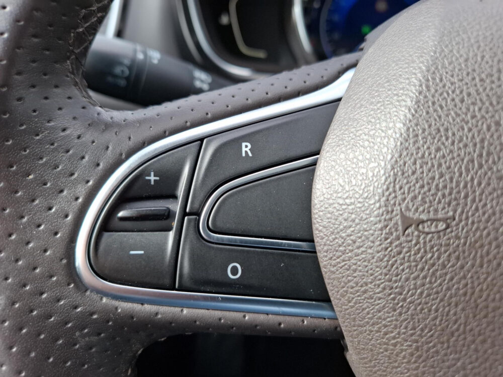 Renault Espace 1.6 TCe Initiale Paris 5p. | Navi | Leder | Camera