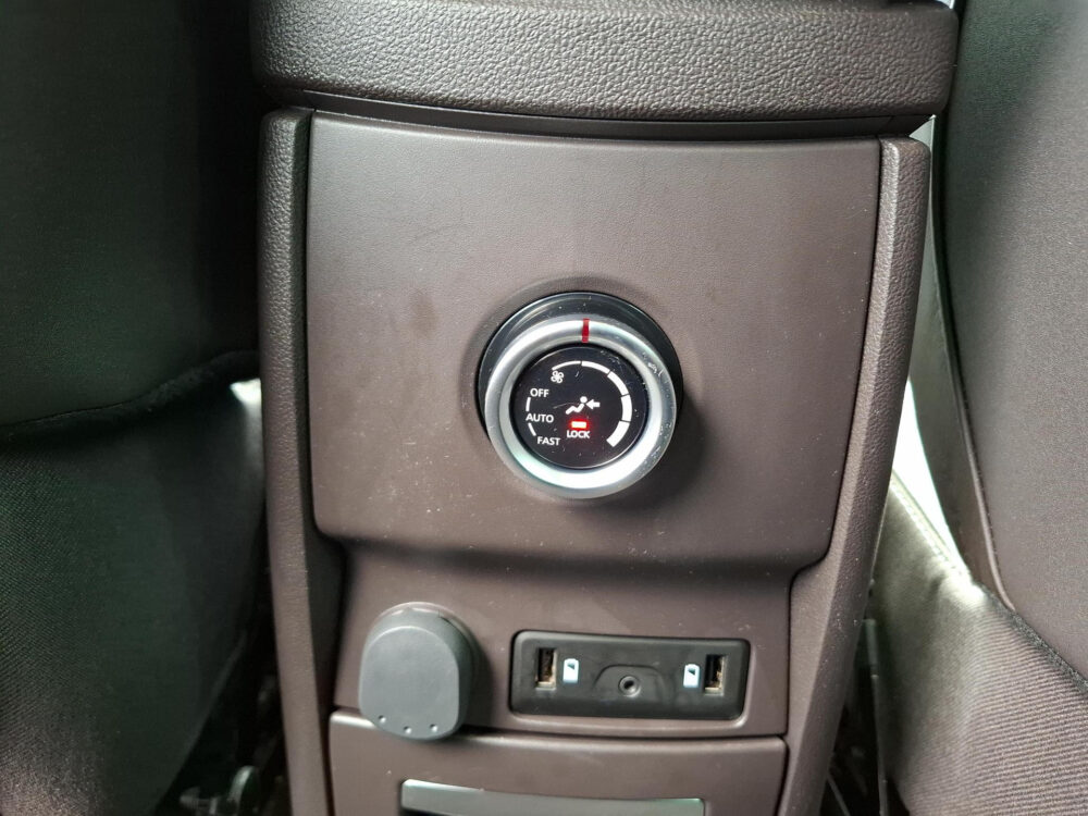 Renault Espace 1.6 TCe Initiale Paris 5p. | Navi | Leder | Camera