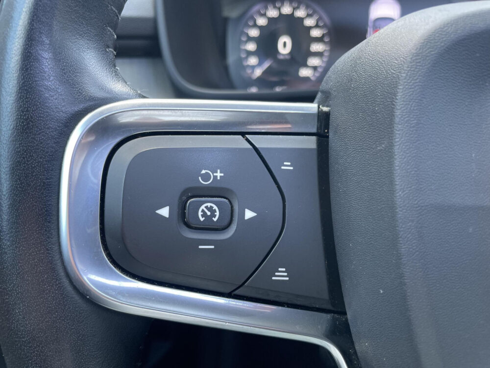 Volvo XC40 2.0 T4 Inscription 190PK | 1 eigenaar | Volvo Dealer onderhouden