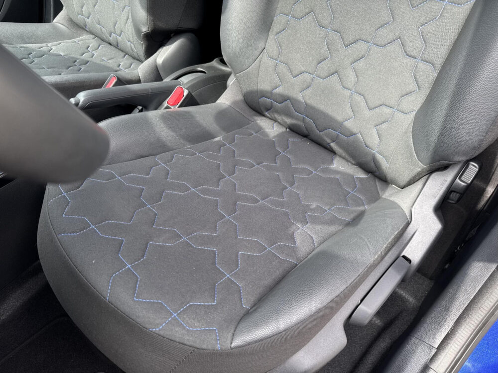 Toyota Aygo X 1.0 VVT-i S-CVT Envy tot 10 jr Fabrieksgarantie | Navigatie | Achteruitrijcamera | Trekhaak