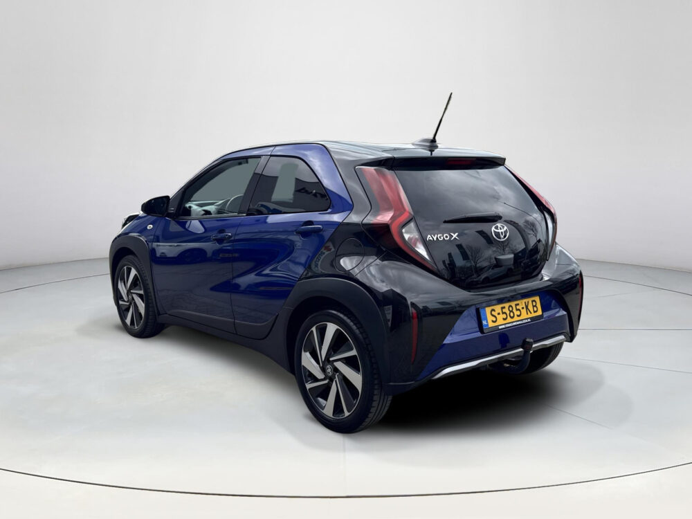 Toyota Aygo X 1.0 VVT-i S-CVT Envy tot 10 jr Fabrieksgarantie | Navigatie | Achteruitrijcamera | Trekhaak