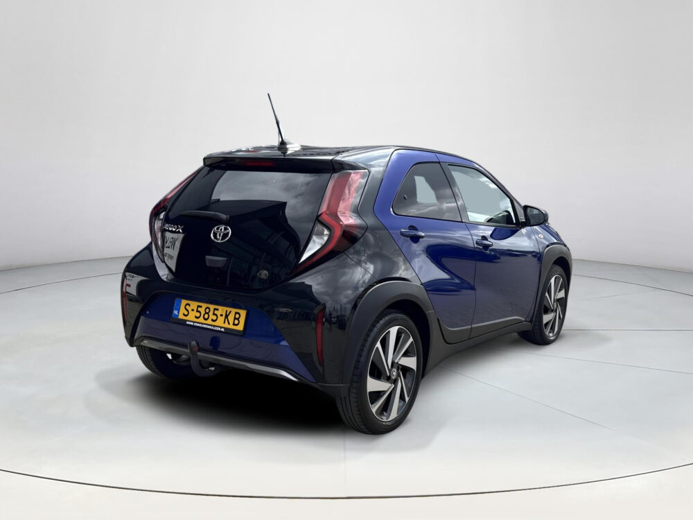 Toyota Aygo X 1.0 VVT-i S-CVT Envy tot 10 jr Fabrieksgarantie | Navigatie | Achteruitrijcamera | Trekhaak