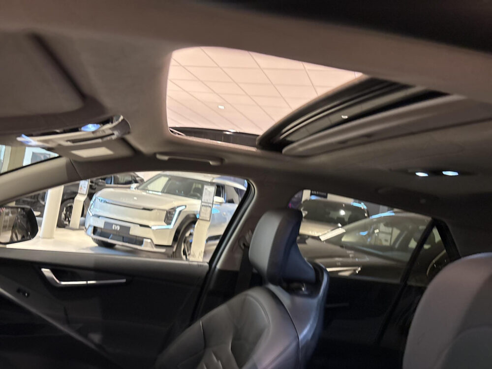 Kia Niro 1.6 GDi Hybrid DynamicPlusLine SchuifDak | Leder | Dodehoekdet. | Stoelverw.