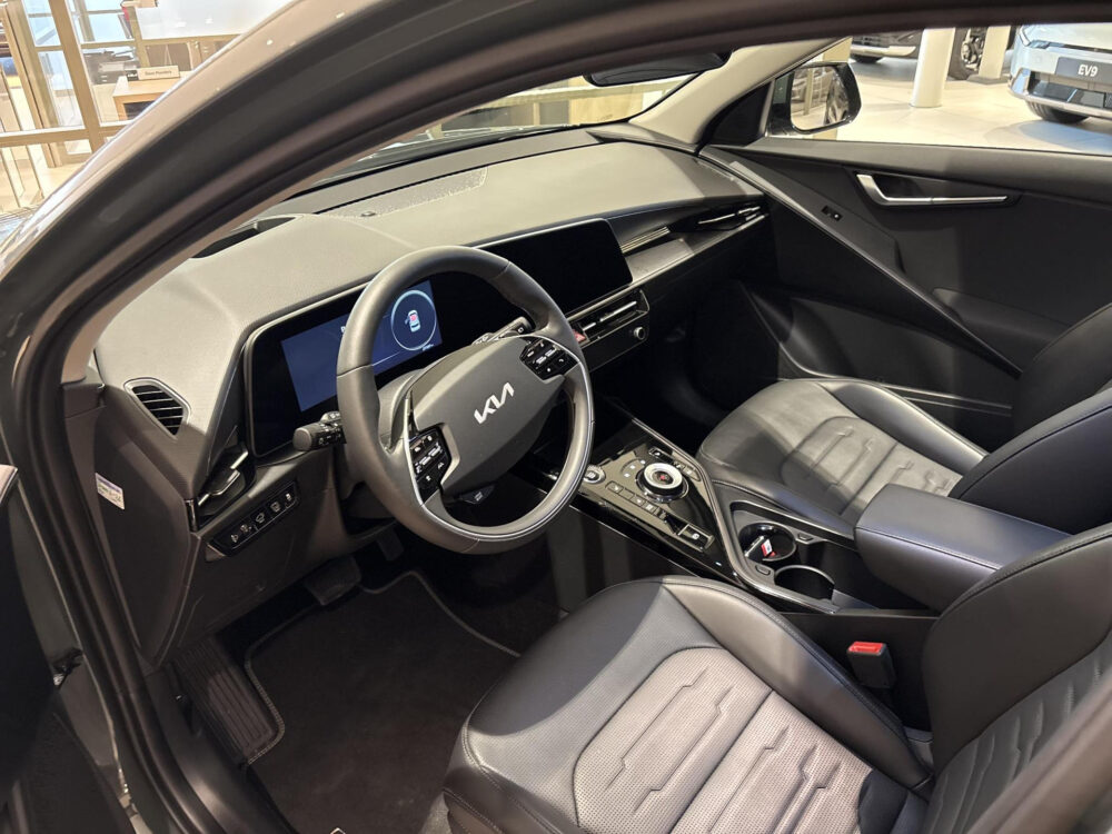 Kia Niro 1.6 GDi Hybrid DynamicPlusLine SchuifDak | Leder | Dodehoekdet. | Stoelverw.