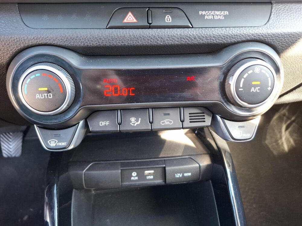 Kia Stonic 1.0 T-GDi DynamicLine  120pk | 17inch | Climatronic | Keyless