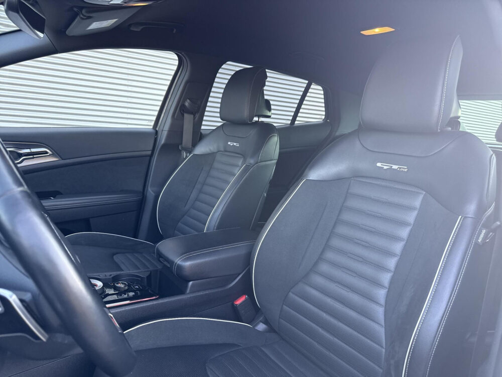 Kia Sportage 1.6 T-GDi Plug-in Hybrid AWD GT-PlusLine | CarPlay | Trekhaak afn. | Camera |