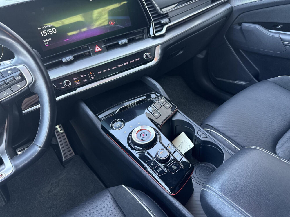 Kia Sportage 1.6 T-GDi Plug-in Hybrid AWD GT-PlusLine | CarPlay | Trekhaak afn. | Camera |