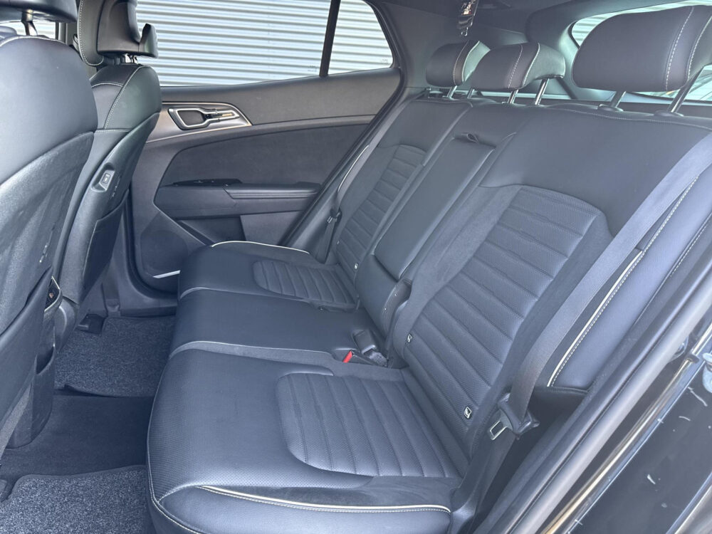 Kia Sportage 1.6 T-GDi Plug-in Hybrid AWD GT-PlusLine | CarPlay | Trekhaak afn. | Camera |