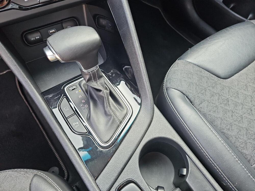 Kia Niro 1.6 GDi Hybrid DynamicLine Navigatie | Camera