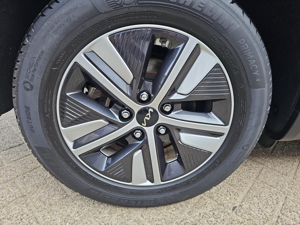 Kia Niro 1.6 GDi Hybrid DynamicLine Navigatie | Camera