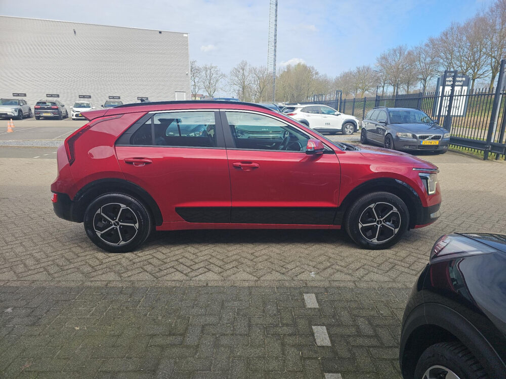 Kia Niro 1.6 GDi Hybrid DynamicLine Navigatie | Camera