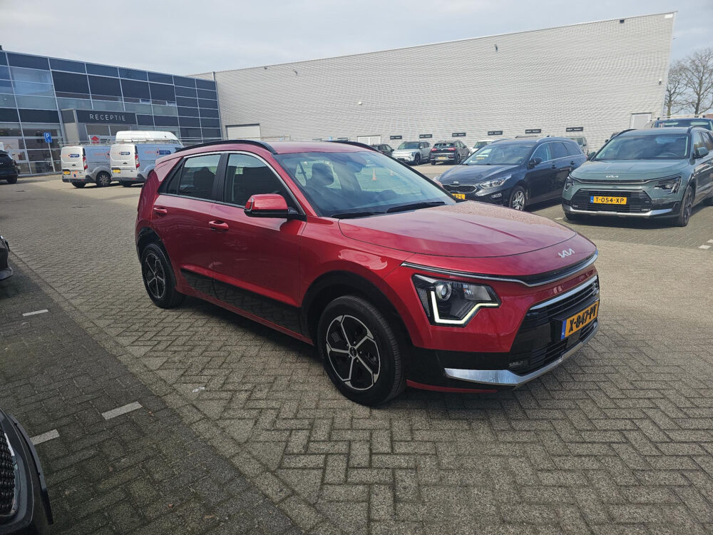 Kia Niro 1.6 GDi Hybrid DynamicLine Navigatie | Camera