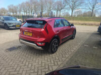 Kia Niro 1.6 GDi Hybrid DynamicLine Navigatie | Camera