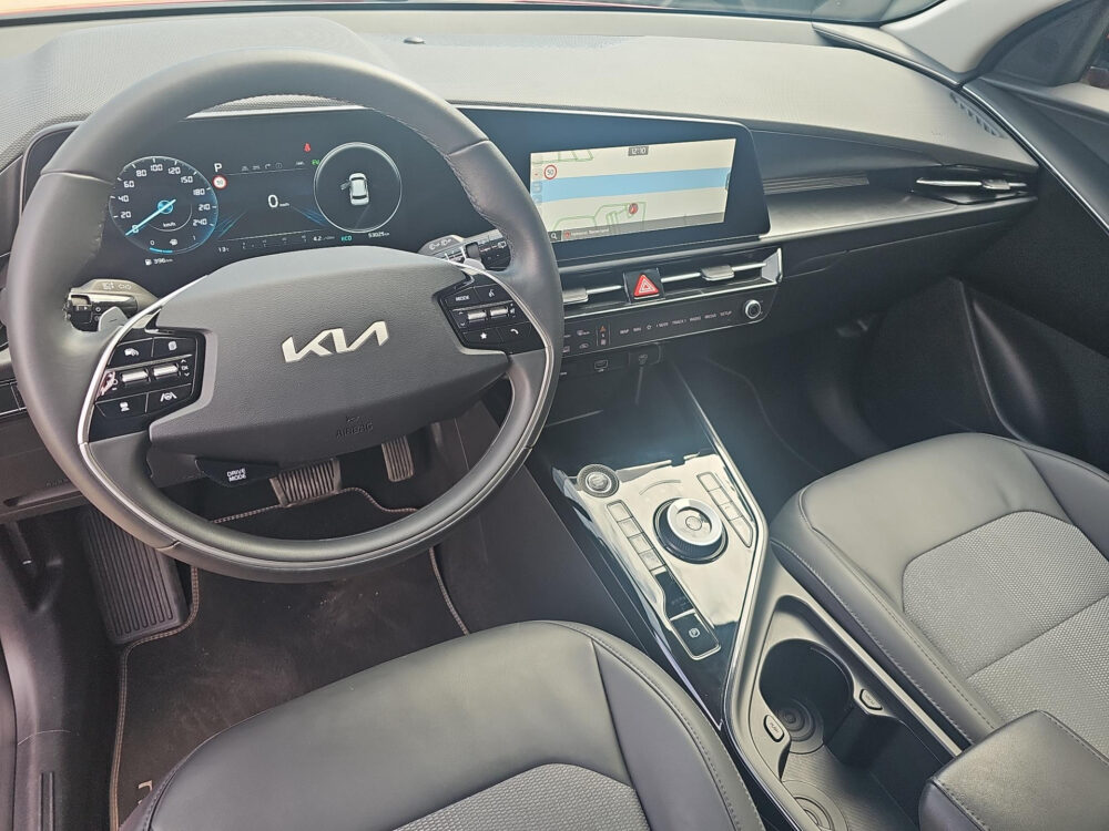 Kia Niro 1.6 GDi Hybrid DynamicLine Navigatie | Camera