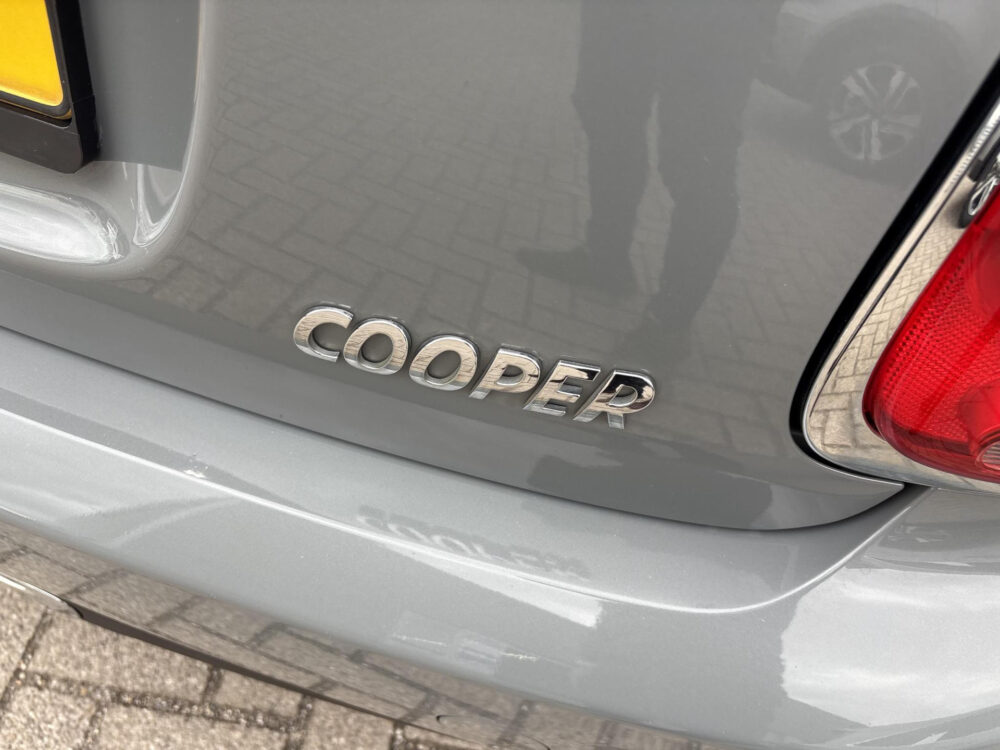 Mini Mini 1.5 Cooper Salt Business 82.000km | TopStaat | Trekhaak afneembaar