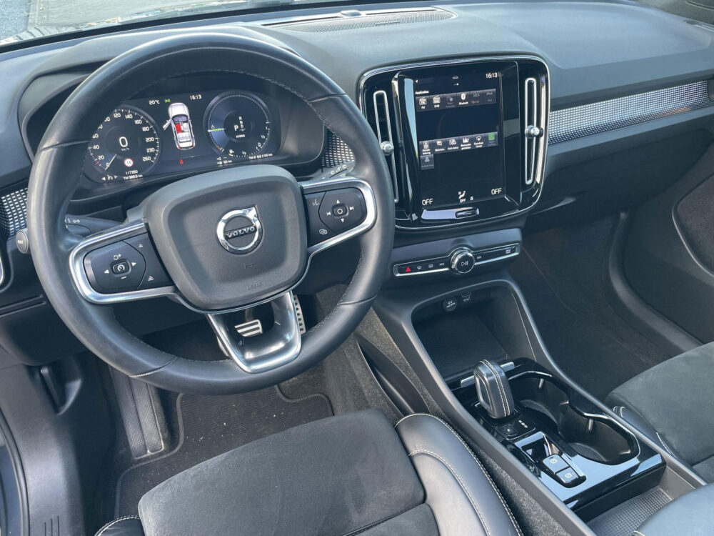 52404766-volvo-xc40-1-5-t5-recharge-r-design-soh-975-alcantara-harman-kardon-trekhaak-2022